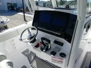 Thumbnail von Twin Vee Powercats 260