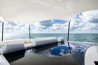 Thumbnail von Tiara Yachts 56LS