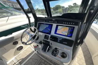 Thumbnail von Boston Whaler 280 Outrage