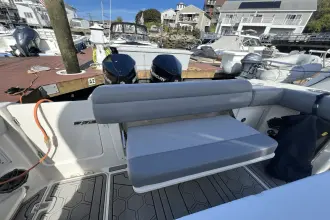 Thumbnail von Boston Whaler 280 Outrage