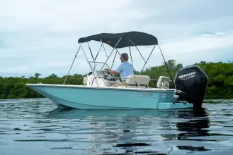 Thumbnail von Boston Whaler 170 Montauk