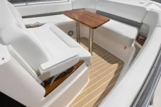 Thumbnail von Tiara Yachts 39 LS