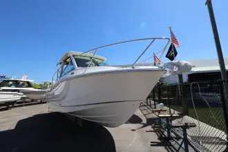 Thumbnail von Boston Whaler 285 Conquest Pilothouse