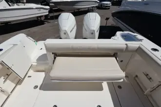 Thumbnail von Boston Whaler 285 Conquest Pilothouse