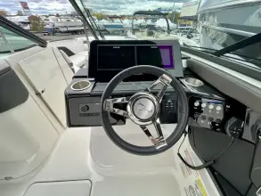 Thumbnail von Sea Ray SLX 260