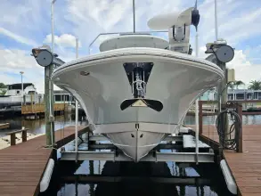 Thumbnail von Robalo R272 CC