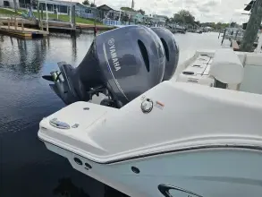 Thumbnail von Robalo R272 CC