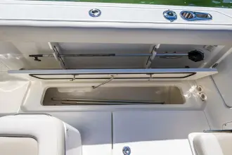 Thumbnail von Boston Whaler 330 Outrage