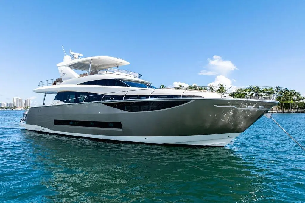 Thumbnail von Prestige 750