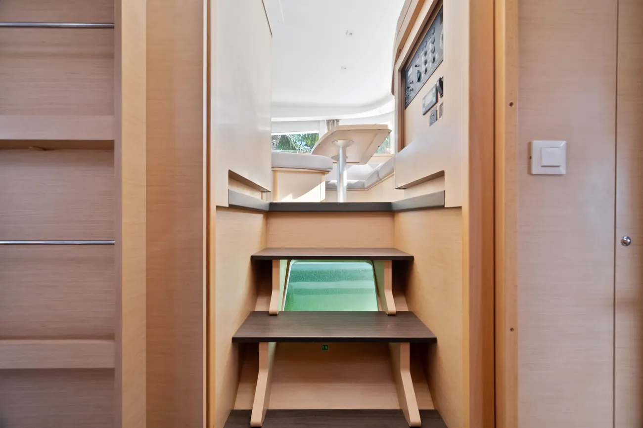 Thumbnail von Lagoon 42 Curvy Mermaid