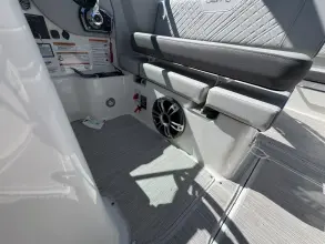 Thumbnail von Sea Ray SDX 270