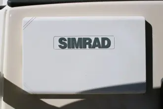 Thumbnail von Boston Whaler 210 Montauk