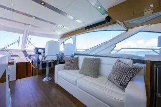 Thumbnail von Cruisers Yachts 60 FLY