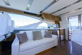 Thumbnail von Cruisers Yachts 60 FLY