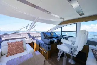 Thumbnail von Cruisers Yachts 60 FLY