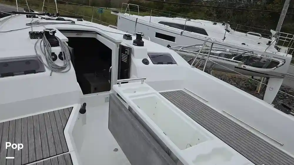 Thumbnail von Beneteau Oceanis 34.1