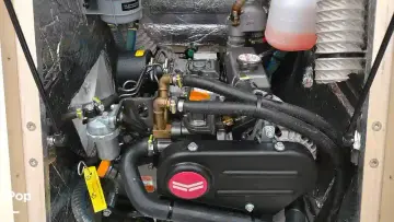 Thumbnail von Beneteau Oceanis 30.1