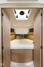 Thumbnail von Beneteau Oceanis 30.1