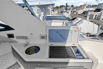 Thumbnail von Sea Ray 320 Sundancer Außenborder