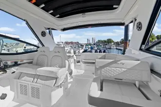 Thumbnail von Sea Ray 320 Sundancer Außenborder