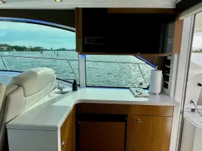Thumbnail von Cruisers Yachts 41 Cantius