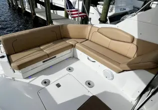Thumbnail von Cruisers Yachts 41 Cantius