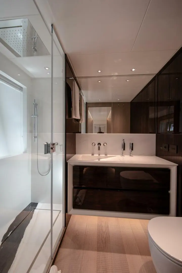 Thumbnail von Canados Expedition Yacht OCEANIC 143