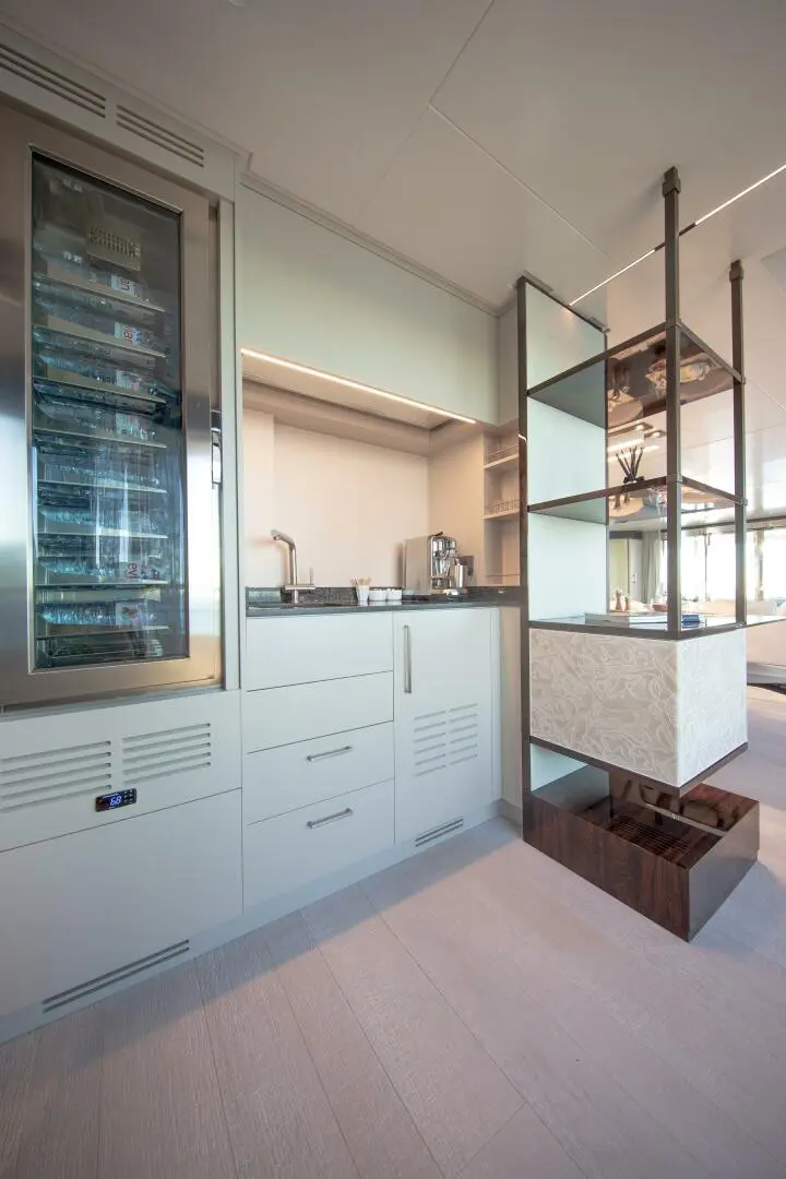 Thumbnail von Canados Expedition Yacht OCEANIC 143