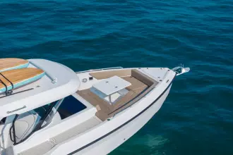 Thumbnail von Cruisers Yachts 38 VTR