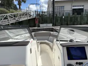 Thumbnail von Boston Whaler 210 Vantage