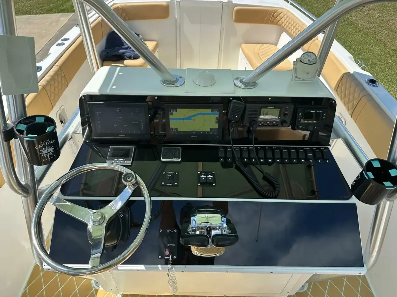 Thumbnail von Carrera Boats 32 Center Console