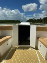 Thumbnail von Carrera Boats 32 Center Console
