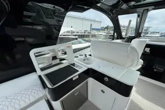 Thumbnail von Sea Ray 370 Sundancer Außenborder