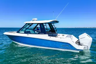Thumbnail von Boston Whaler 330 Vantage