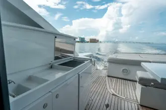 Thumbnail von Pershing 80 Hawk