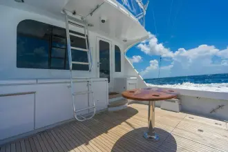 Thumbnail von Hatteras 80 Enclosed Bridge Skylounge Royal Reelin