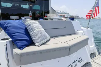 Thumbnail von Cruisers Yachts 45 Cantius Alexandria 3X