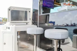 Thumbnail von Cruisers Yachts 45 Cantius Alexandria 3X