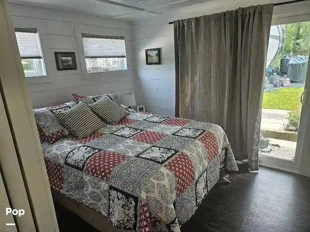 Thumbnail von East Coast Houseboats Freedom 40