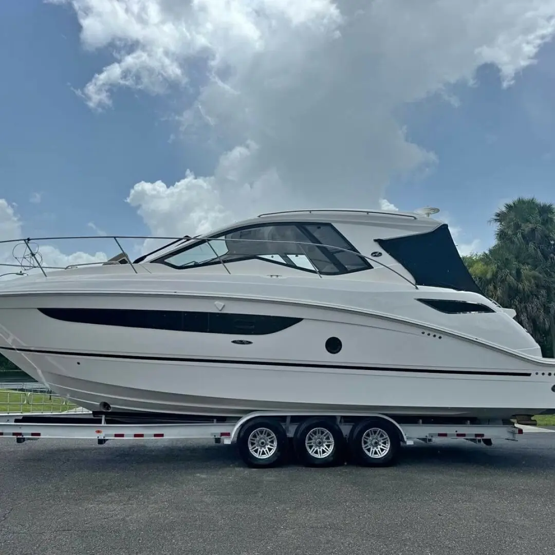 Sea Ray 350 Sundancer Coupe