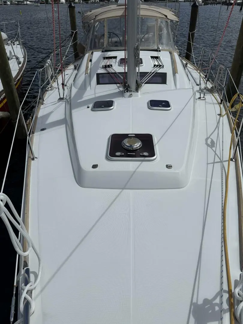 Thumbnail von Beneteau Oceanis 43 Vision 360