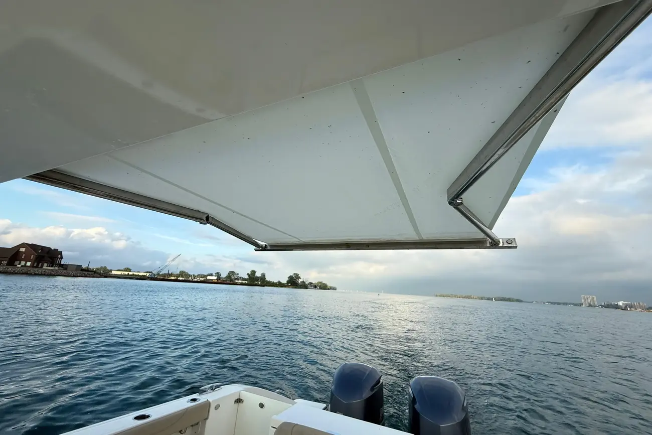 Thumbnail von Pursuit DC 325 On Pointe