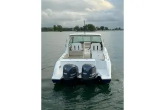 Thumbnail von Pursuit DC 325 On Pointe