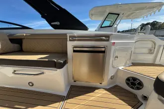 Thumbnail von Sea Ray SDX 290 fuera de borda