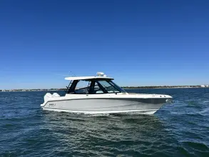 Thumbnail von Boston Whaler 330 Vantage