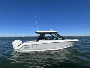 Thumbnail von Boston Whaler 330 Vantage