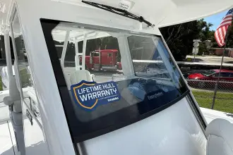 Thumbnail von Everglades 335 CC Ice Blue