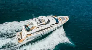 Sunseeker 88 Yacht
