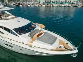 Thumbnail von Sunseeker 88 Yacht