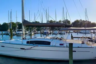 Thumbnail von Beneteau Oceanis 40